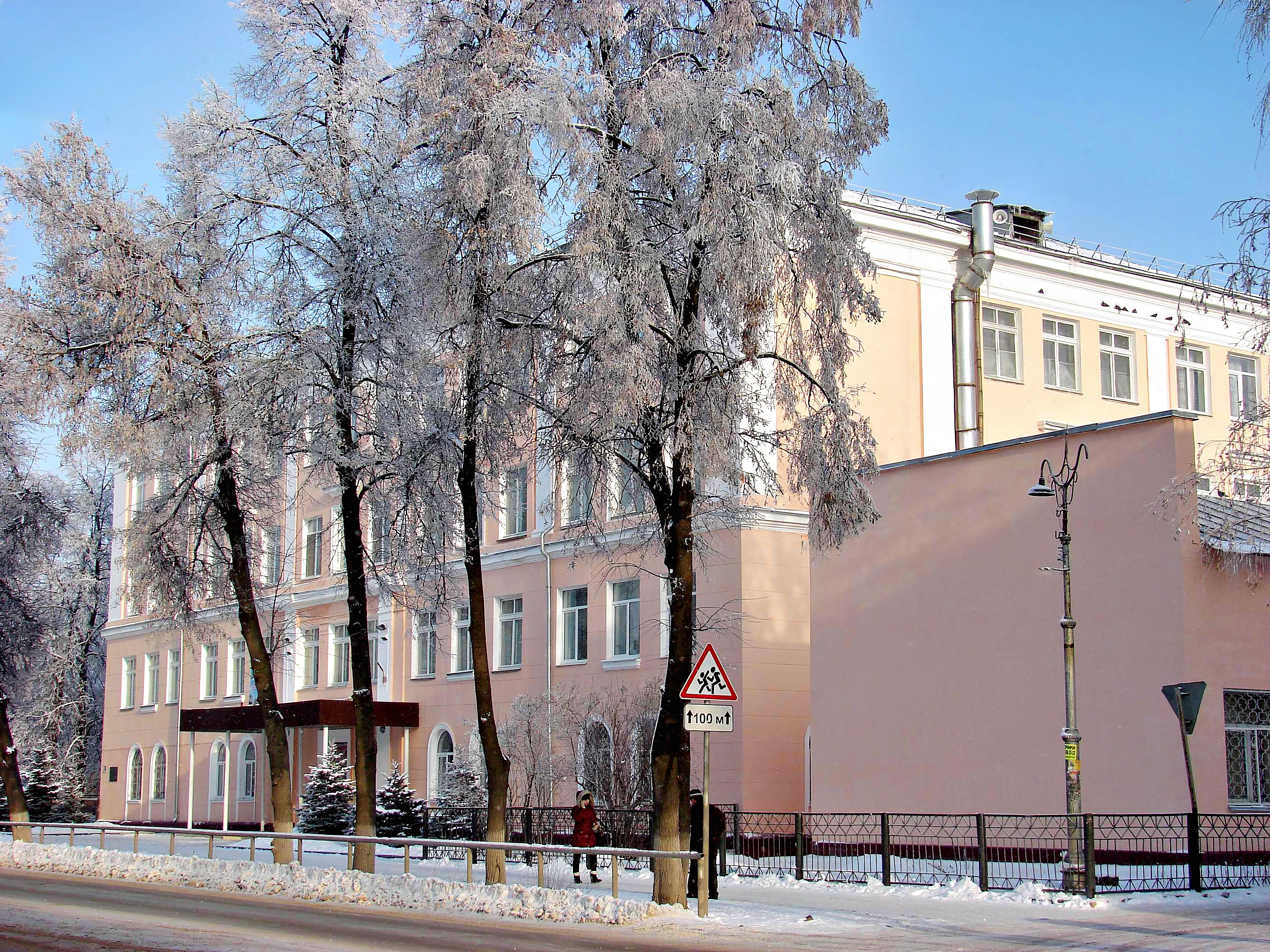 Основное здание лицея Основное здание лицея.
